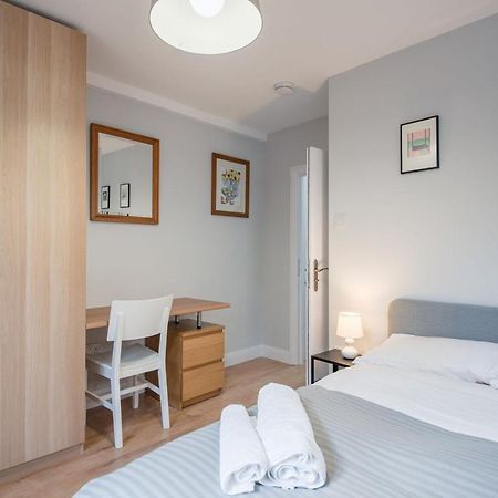 런던 Comfortable Flat In Hammersmith 아파트 외부 사진