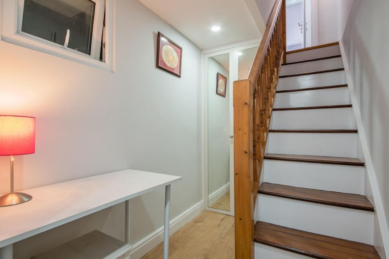 런던 Comfortable Flat In Hammersmith 아파트 외부 사진